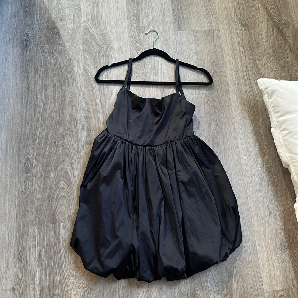 Black bubble silk revolve dress